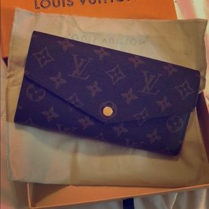 Louis Vuitton Wallet SARAH MON